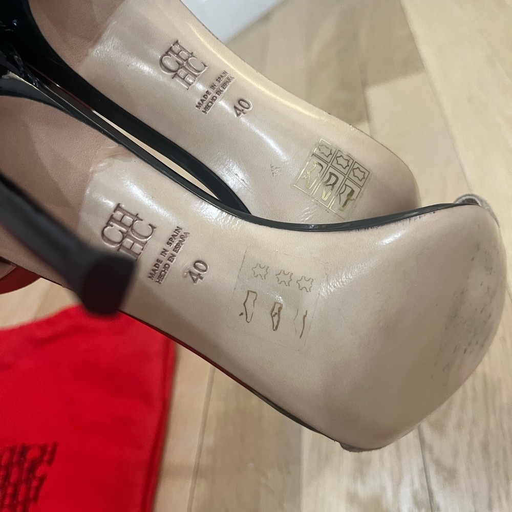 Carolina Herrera Heels - Picture 7 of 10